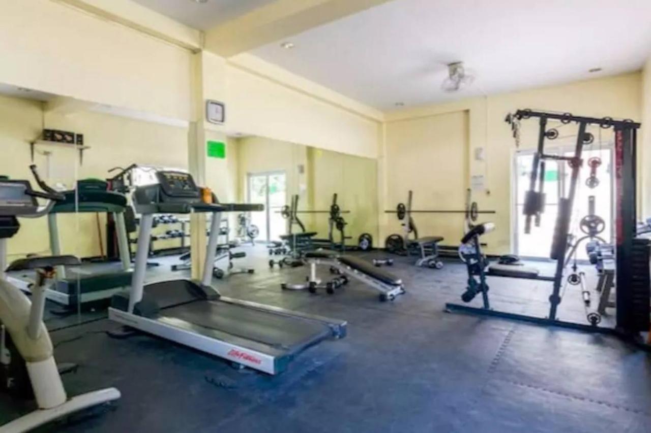 Chateau Elysee A3 Near Airport Wifi Kitchen Paranaque City Eksteriør billede